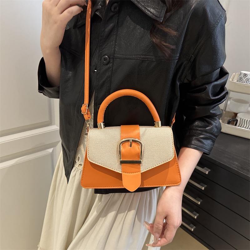 Bag women's new casual aesthetic texture retro fashion portable simple shoulder crossbody small square bag