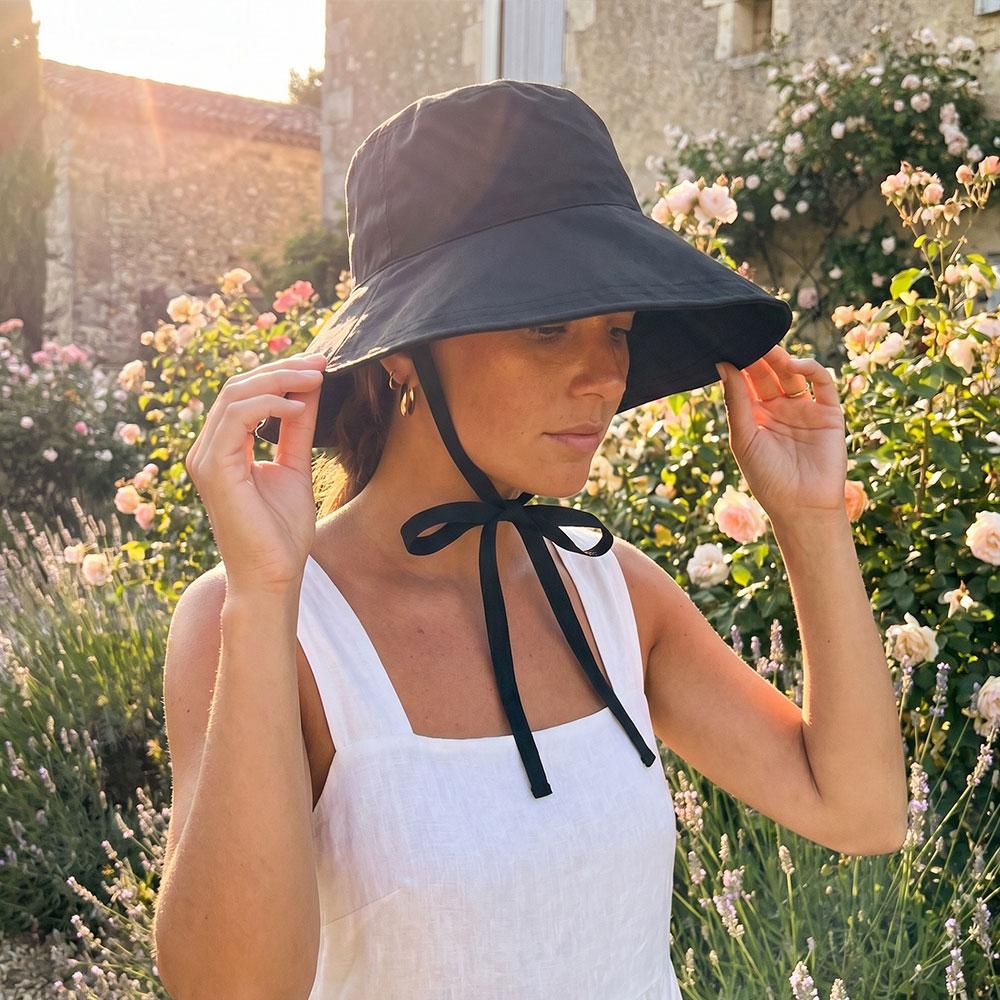Fashion Solid Color Sunscreen Bucket Hat Breathable Thin Fisherman Hat Wide Brim Lace-Up Sun Hat Beach Travel Basin Hats Korean