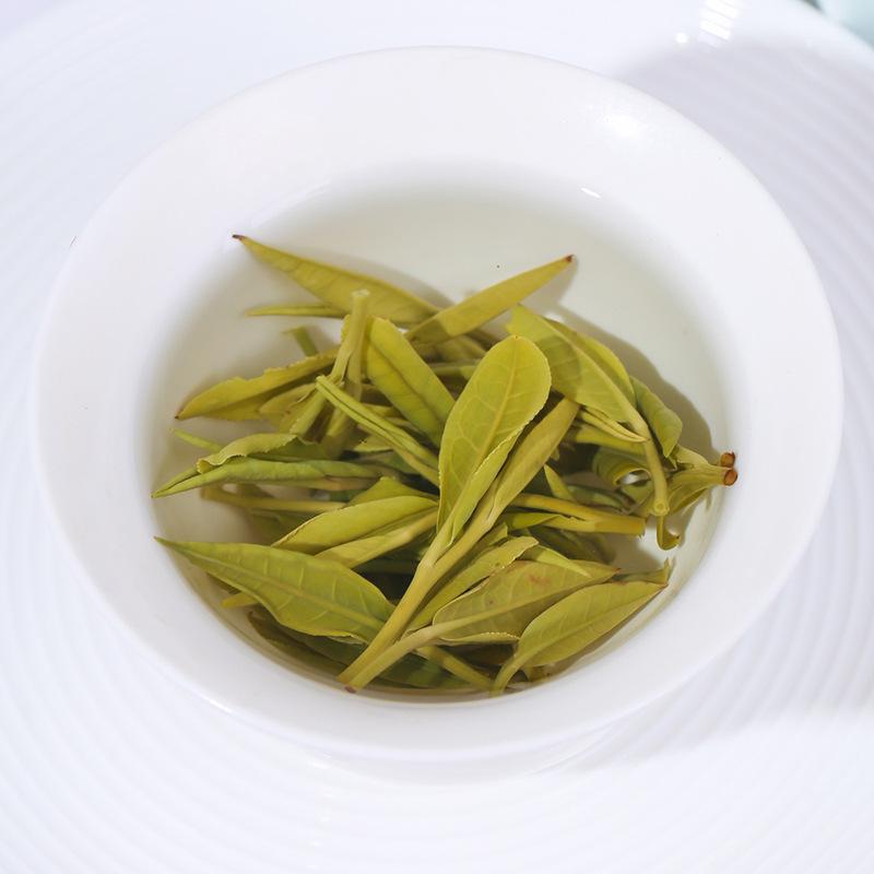 Golden Bud White Tea: 2025 Pre-Qingming High Mountain Green Tea, Tender Buds, 250g Caddy, Free Shipping