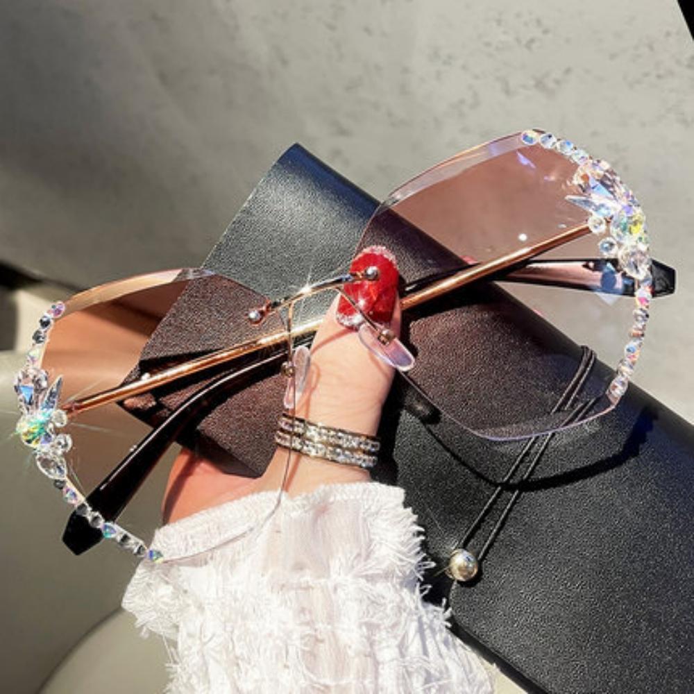 Retro Borderless Diamond Sunglasses for Women's UV Protection and Sunscreen Fashion Gradient Lens Sunglasses