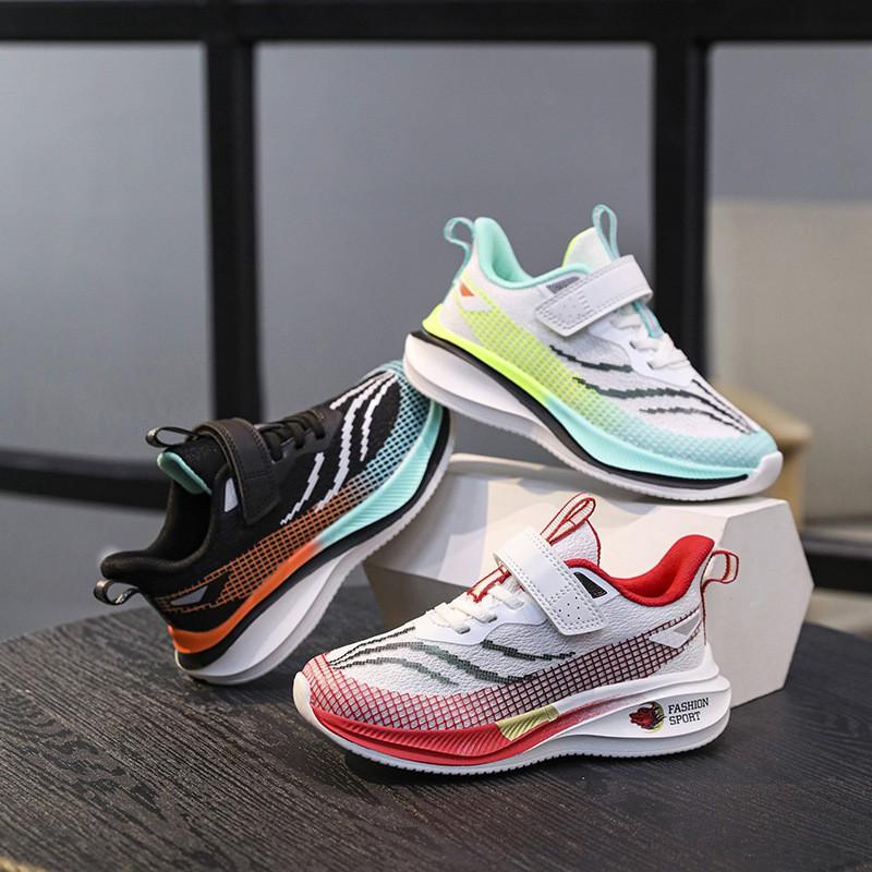 Boys Lightweight Breathable Mesh Running Shoes With Velcro Daily Casual Wear Outdoor Activities
