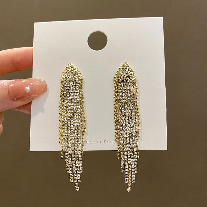 European and American exaggerated atmosphere flash diamond fringed earrings light luxury long earrings dress earrings women