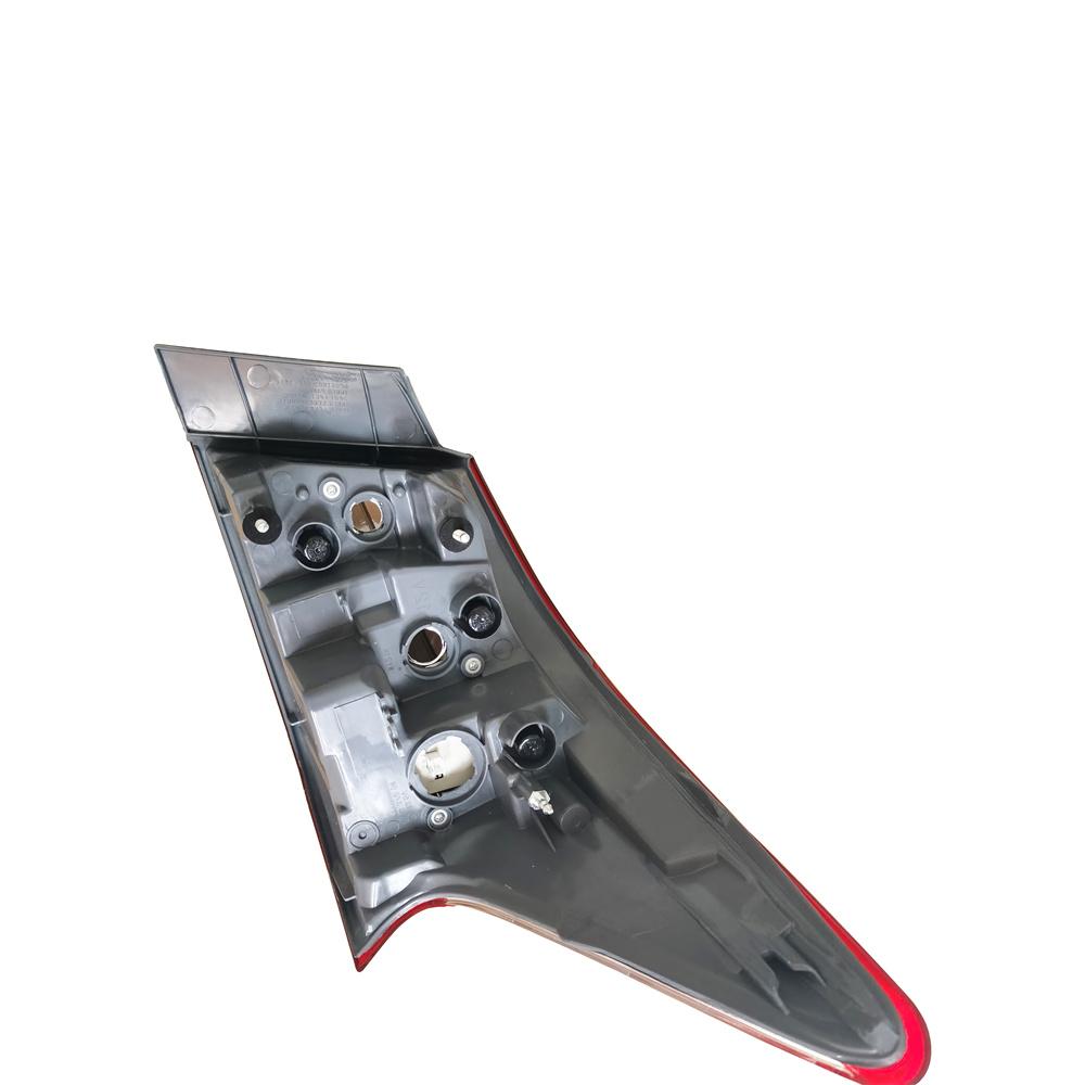 Tail Light Taillamp Left Outer Driver LH For 2013 2014 2015 Nissan Sentra 11-6550-00-1 265553SG0A 315-1979L-AF