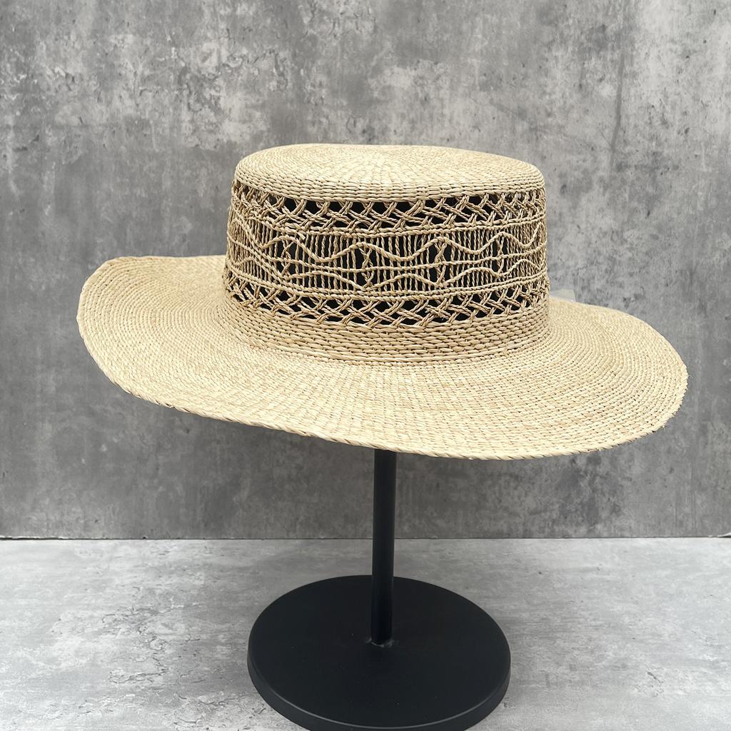 Lafite Retro Straw Hat Women's Summer New Hollow Flat Top Top Hat Seaside Sun Protection Elegant Vacation Style Shows Temperament