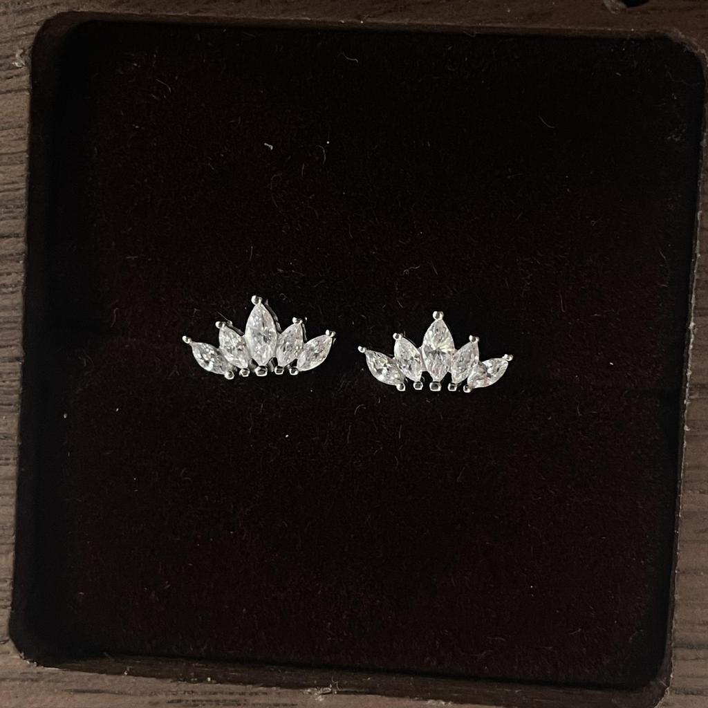High-End Marquise Cut Feather Stud Earrings: 18K Gold-Plated S925 Sterling Silver for Women