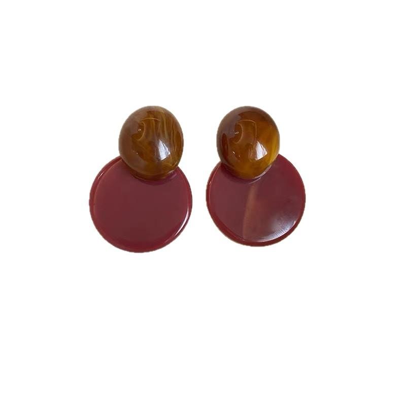 Design Sense Geometric Contrast Color Design Sense Stud Earrings Women's Light Luxury Retro Earrings New Popular Personality Trendy Earrings Wholesale