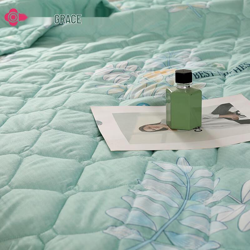 Jie Li Ya Fiber Summer Quilt