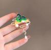 Vintage Chinese Style Round Landscape Painting Brooch for Women Mountain Shaped Tassel Rhinestone Lapel Pins Clothes Accessories