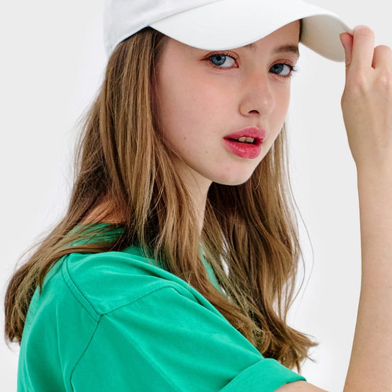 Bananasisters BB Kreis Schriftzug weiße Kappe