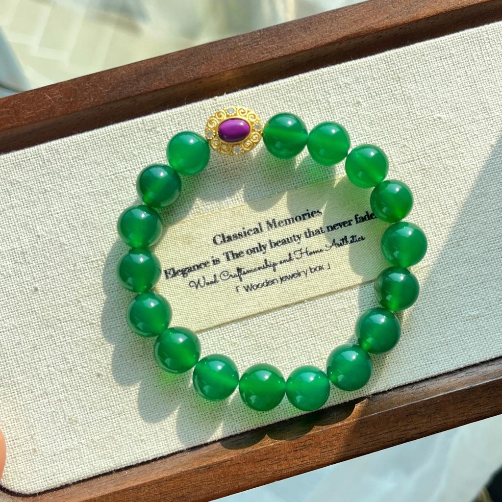 10Mm High Quality Emperor Green Vitreous Body Natural Chalcedony Bracelet Bracelet