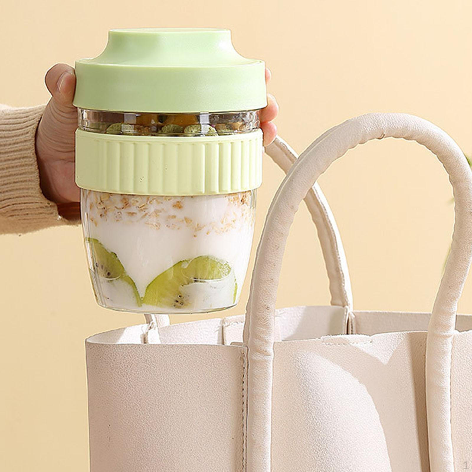 

Контейнер для салату з ложкою та вівсянкою на ніч 570ML зелений