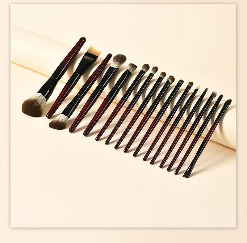 

16-Piece Snow Fox Hair Makeup Brush Set for Powder & Eyeshadow
