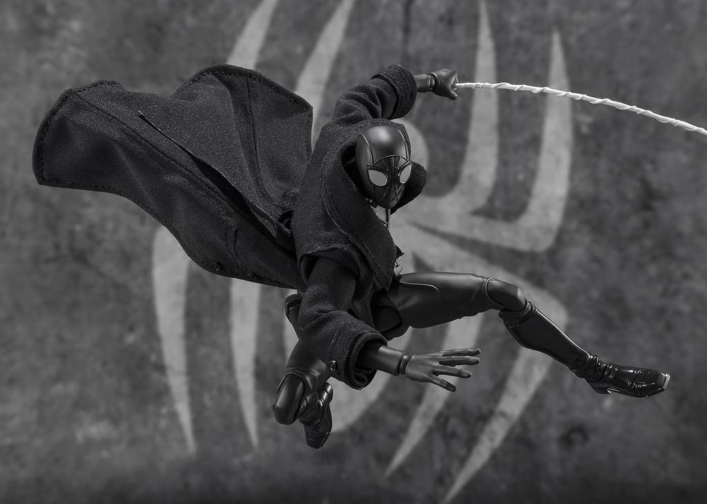 TAMASHII NATIONS - Spider-Man: Across the Spider-Verse - Spider-Man Noir & Spider-Ham S.H.Figuarts Action Figures