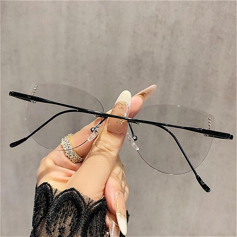 Rimless Cat Eye Photochromic Myopia Glasses Diamond Decor Ultralight High-definition Anti Blue Light Glasses Near Sight Glasses