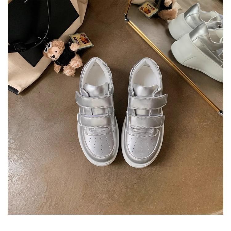 

Cowhide version~ Su Yinyin s same 6.5cm thick-soled smiley face Velcro heightening casual sports board shoes women s little white shoes 40