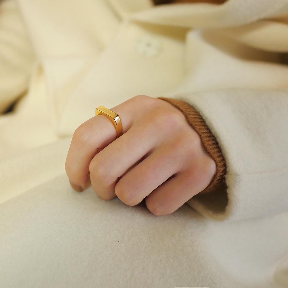 Cross-border Fashion: 4MM Simple Stainless Steel Ring for Women