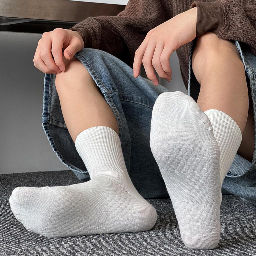 Men's Mid-Calf Cotton Socks, Fall/Winter, Solid Colors, Massage Sole, Breathable, Versatile Sports Style, Black and White.