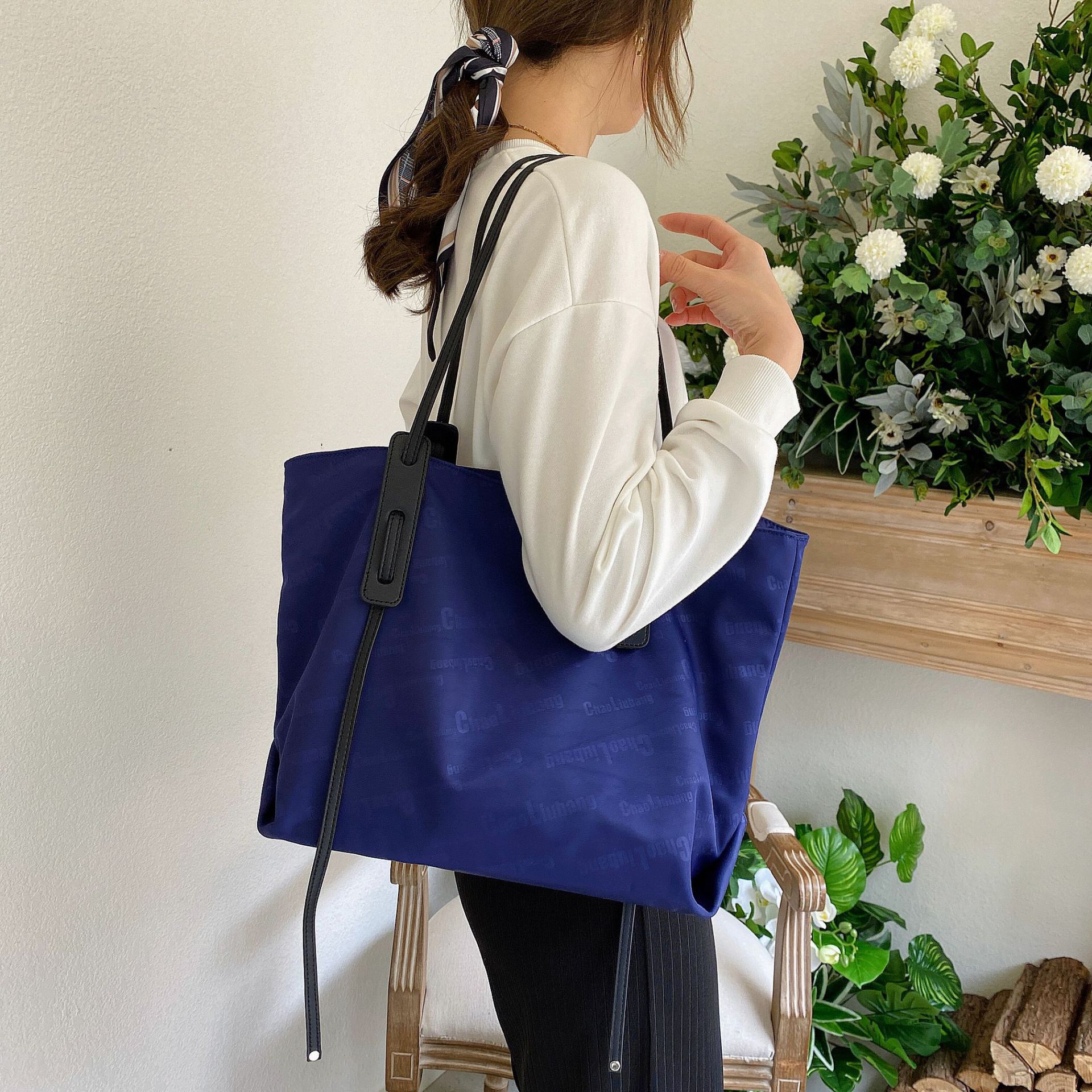 

Новая сумка-тоут большой вместимости женская высококлассная новая универсальная текстурированная сумка через плечо модная сумка для выхода