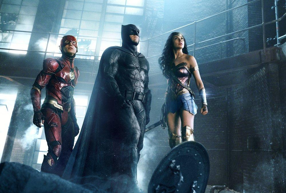 Justice League 3D 2D Set Press & Blu-ray (First Edition/2-Disc Set/Booklet Included) [Blu-ray]