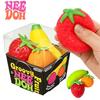 Ovocné mačkací hračky Needoh Groovy Fruit 3 ks Banán Jahoda Pomeranč Stresový míček Antistresová hračka na cvičení rukou Fidget hračka