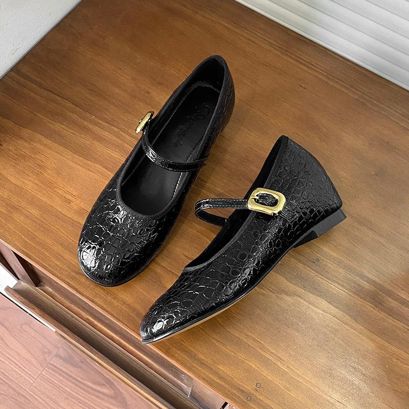 Abends flache Einzelschuhe Damen neue weiche Sohle Innenhöhe erhöht Gürtelschnalle Mary Jane