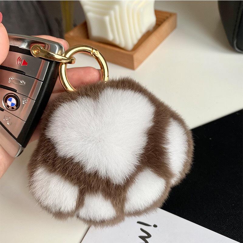 Creative Cat Paw Plush Pendant - Soft Rex Rabbit Fur Keychain for Backpack or Car.