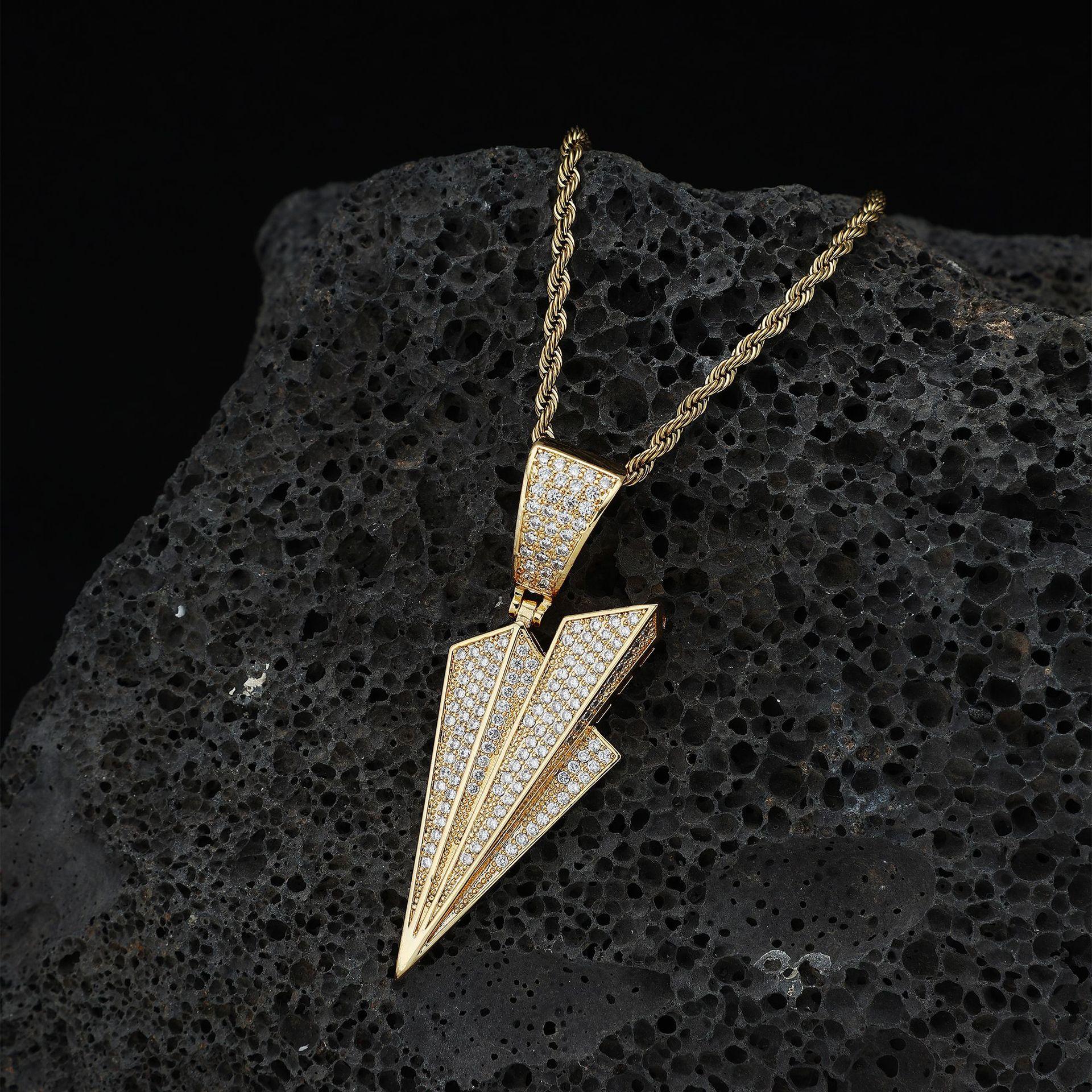 Hot Selling Hip-hop Copper Inlaid Zircon Paper Airplane Pendant, Personalized Full Diamond Inlay, Personalized Trendy Necklace Accessories