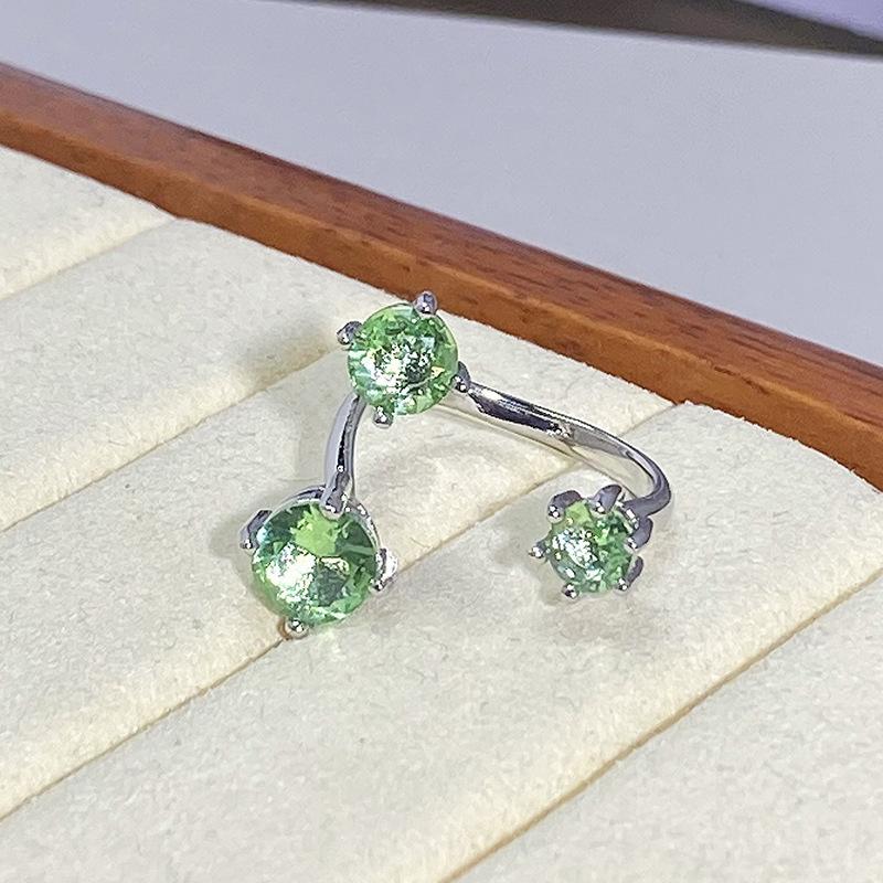 Klein Frisch Sommer Kühle Gefühl Grün Zir*****Stift Ringlicht Luxus Hoher Sinn Temperament Stapeln Tragen Nischenring Frau