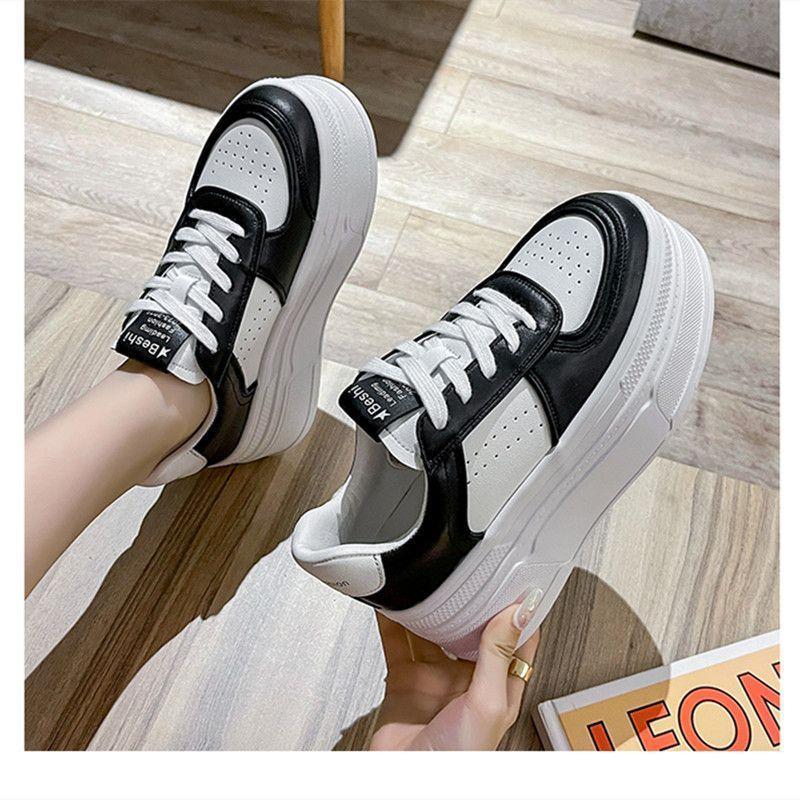 Little White Shoes Women's 2025 Autumn New Inner Height Increase Thick Baseplate Shoes Sports and Leisure Small Popular Muffin Board Shoes