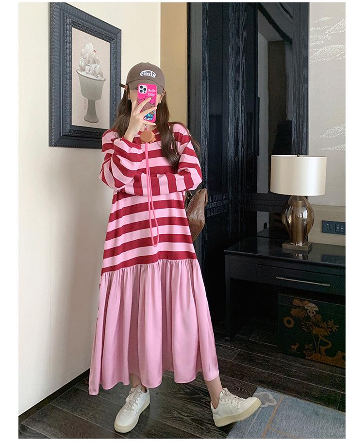 Pink Striped Patchwork Maternity Sweatshirt Dress – Mid-Length 2024 Autumn Retro Loose College Style