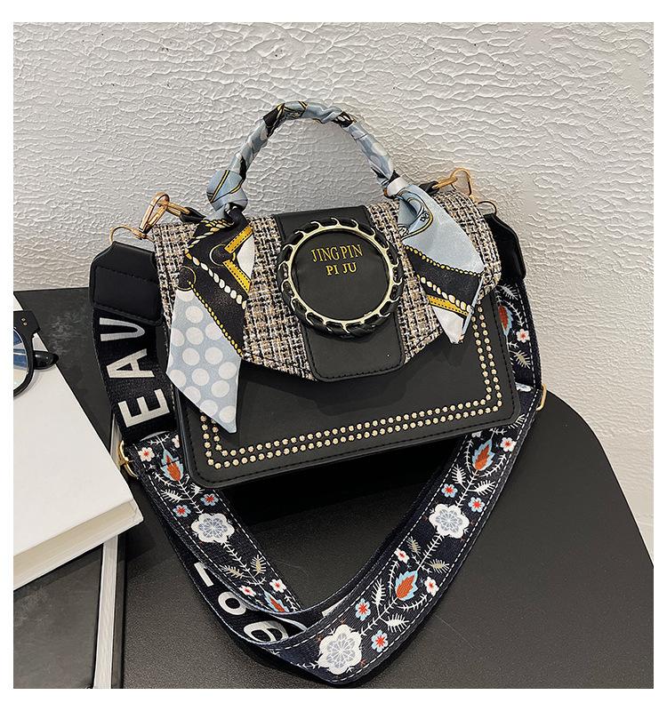 Small Bag Women's Bag 2025 New Trendy Versatile Broadband Messenger Bag Autumn Fashion Silk Scarf Portable Small Square Bag