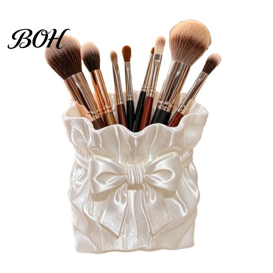 Eye Shadow Brush Case Satin Bow Bag Makeup Holder, 3D Printed Beauty Tool Organizer Holder for Desk, Large Bowknot Pouch Pencil Storage Container
