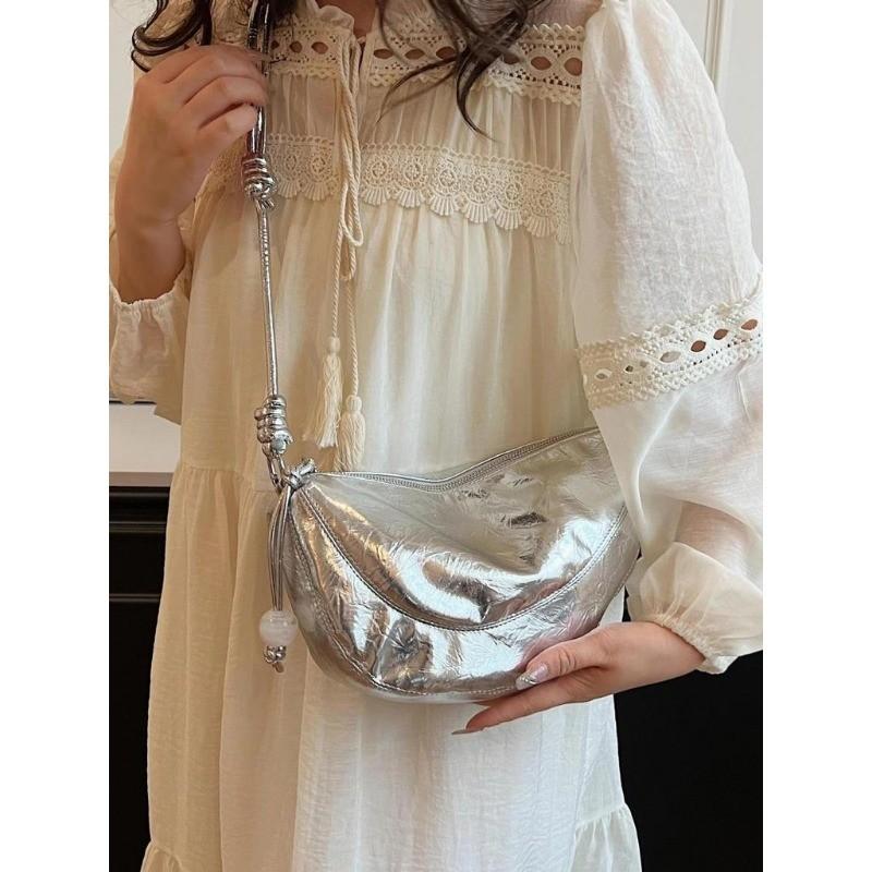 IELGY Silver Lightweight Exquisite All-Match Soft Leather Dumpling Bag Shoulder Messenger Bag
