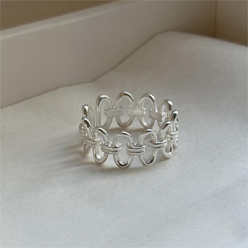 Women's Adjustable Geometric Hollow Oval Ring, Personalized Sweet and Cool Style, Indifferent Ins Design, Ideal for Index Finger.