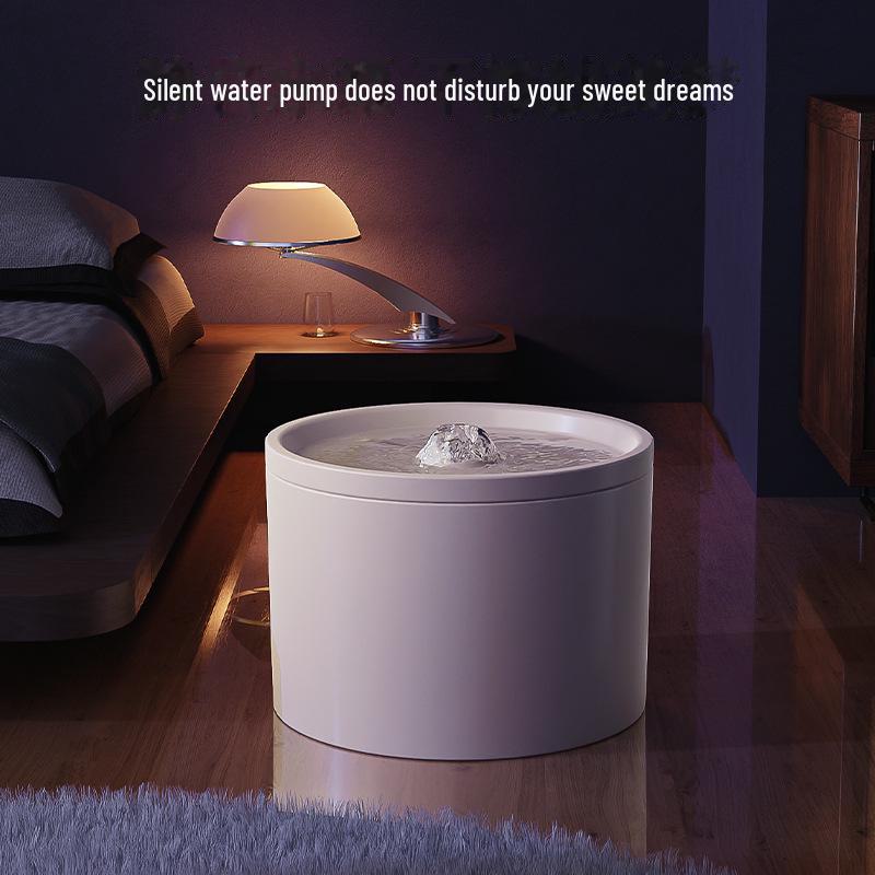 Keramisk kattevannfontene med lydløst sirkulasjonsfilter