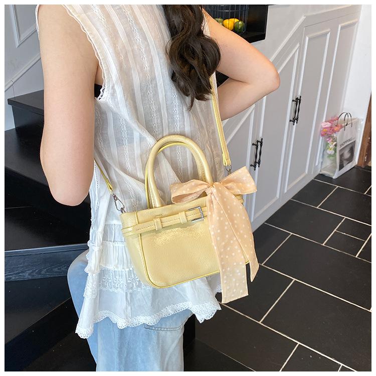 Niche Design Casual Simple Small Square Bag Fashionable New Women's Personalized Shoulder Messenger Bag