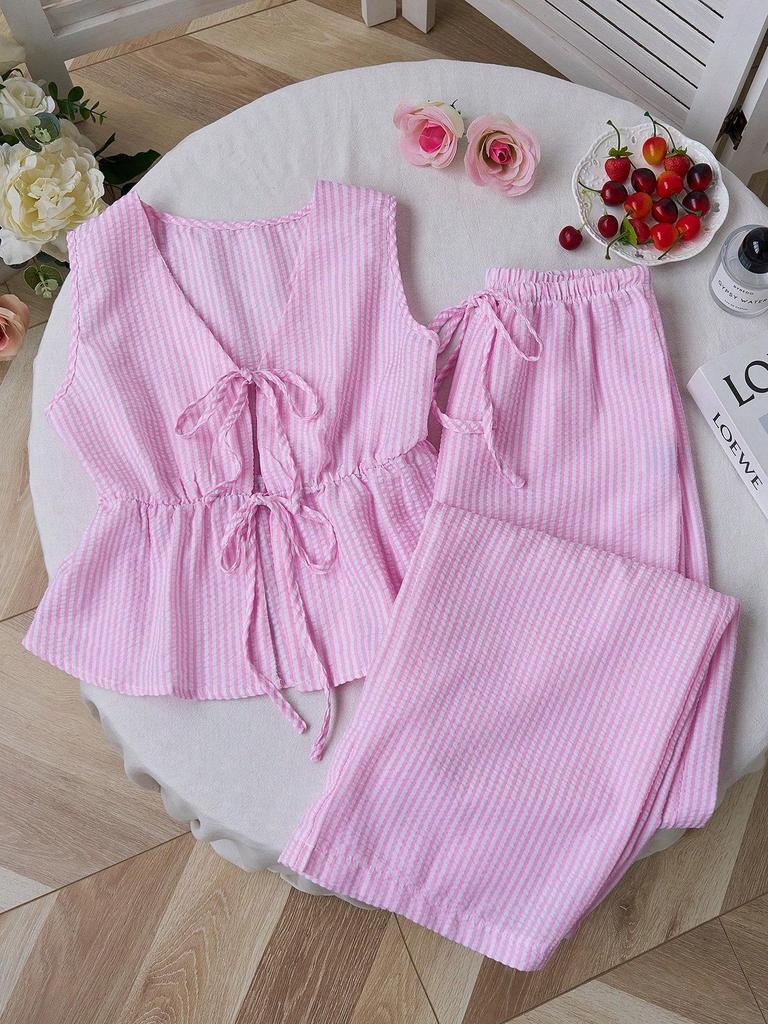 Ensemble décontracté d'été rayé avec gilet à lacets et pantalon ample