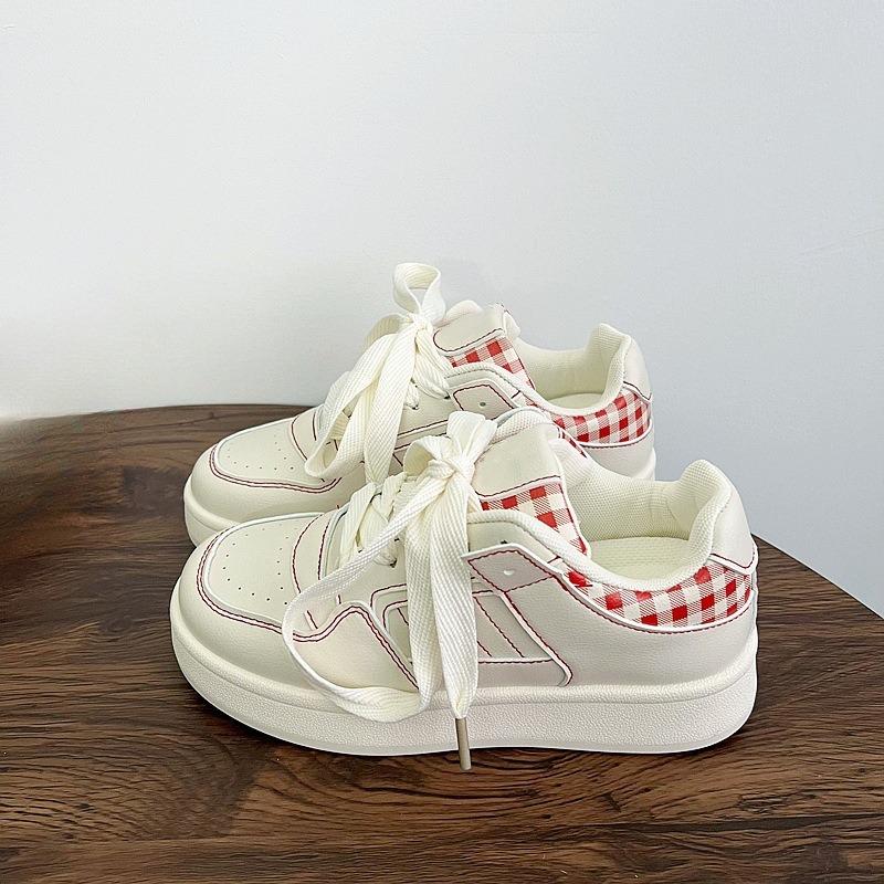 New Style of Women's Versatile Niche Thick-soled Shoes Casual and Sporty Bread Shoes