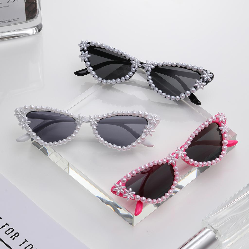 New Cross-border Framed with Letters Glasses Personality Holiday Atmosphere Photo Modeling Trend WOMEN'S GLASSES