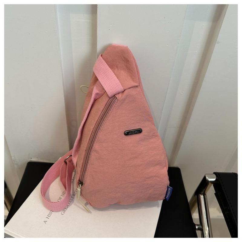 New lightweight trend solid color sexy large capacity simple fashion commuter messenger shoulder breast bag