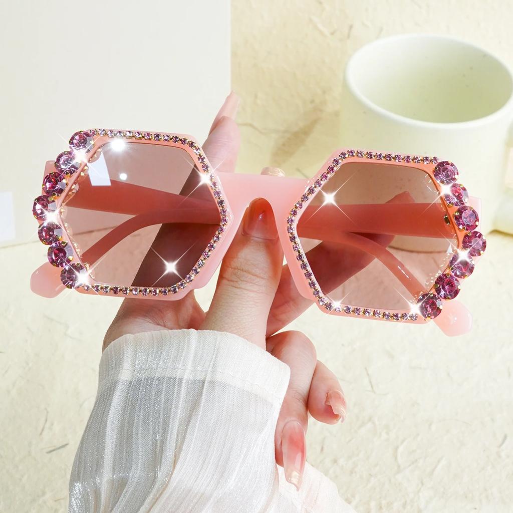 Rhinestone Sunglasses for Women Vintage Lovely Retro Oversized Eyeglasses Party Nightclub Decoration Halloween Christmas Gift