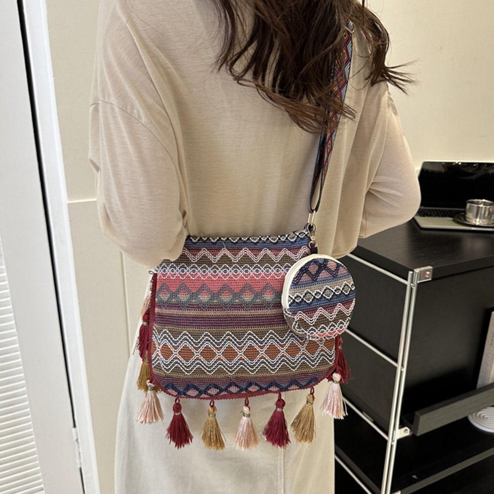 Woven Bag Ethnic Style Crossbody Bags Tassel Bohemian Shoulder Bag Fringe Shoulder Bag  Outdoor