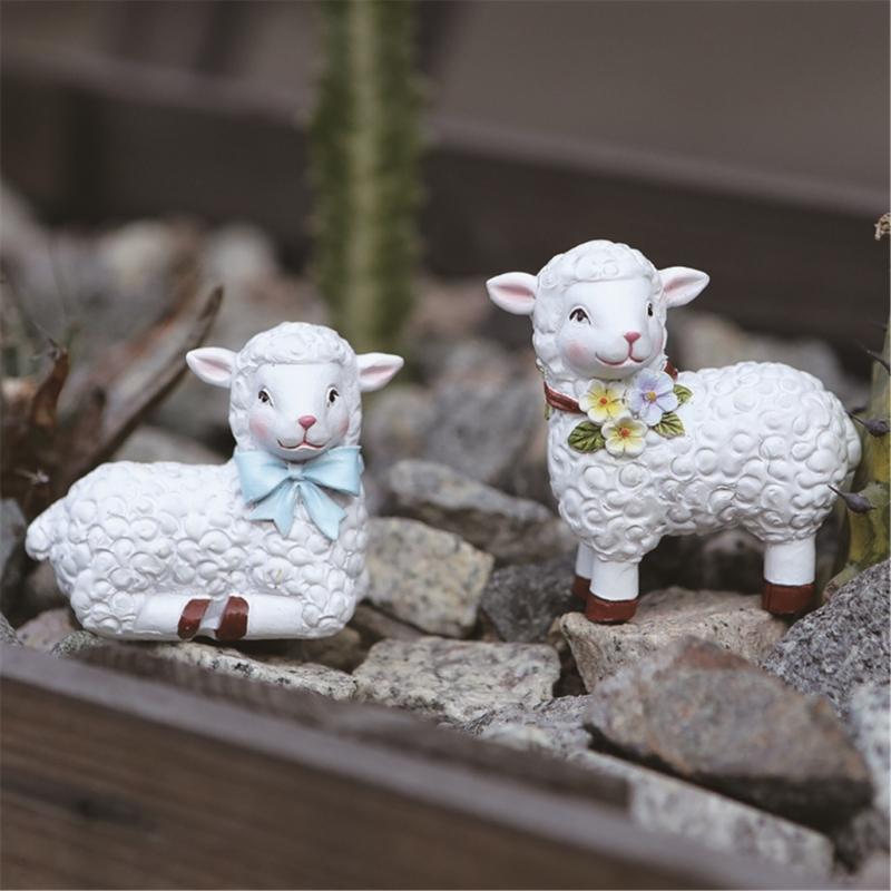 2Piece Resins Sheep Figurines Miniature Animal Ornaments for Enchanting Garden Landscape Decors and Home Desktop Display
