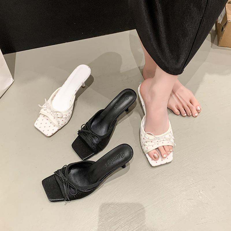 Beautiful Floral Sandals High Heels Cool Slippers 2025 Summer New Women's Wear with Skirt French One-word Muller Shoes