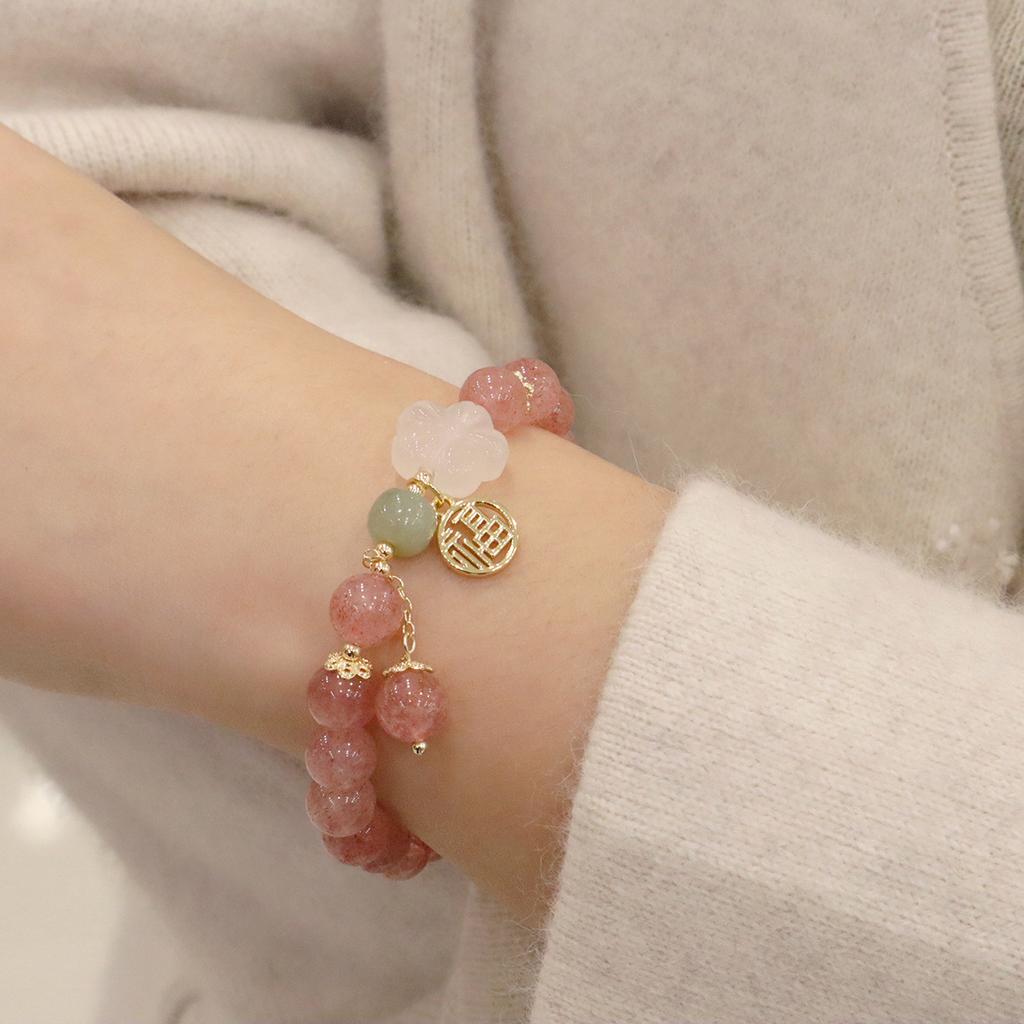 Chinese Style Natural Strawberry Crystal Bracelet  Blessing Brand Flower Pendant Fashion Bracelet