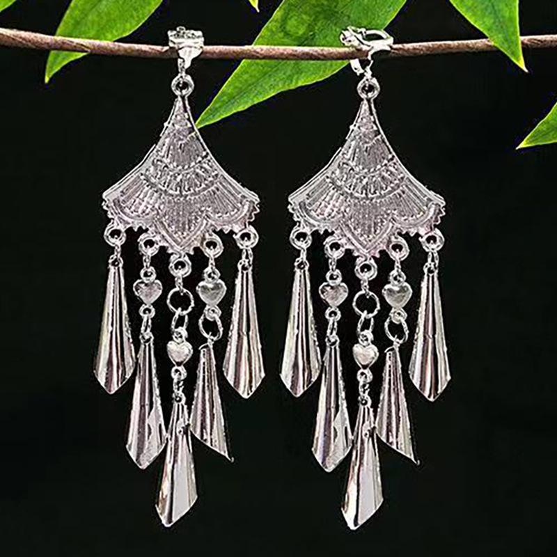 Yunnan Ethnic Style Handmade Tassel Earrings for Women