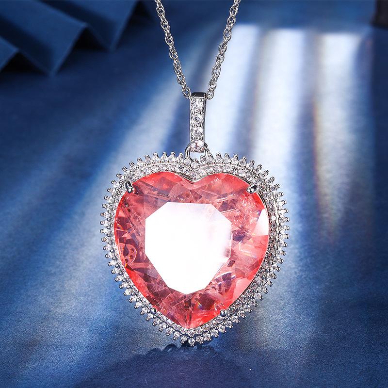 Jewelry Classic Vintage Sweater Chain Big Heart Colored Treasure Pendant Necklace Main Stone 32 * 32