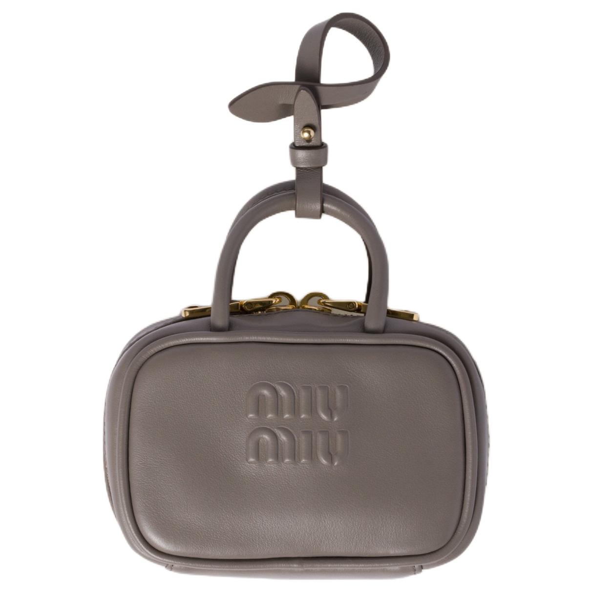 

Новый брелок для сумки MIU MIU из телячьей кожи, аксессуар для сумки, женский, глиняно-серый 5NR036_2F8W_F0572 10.9*4.1*7.1CM