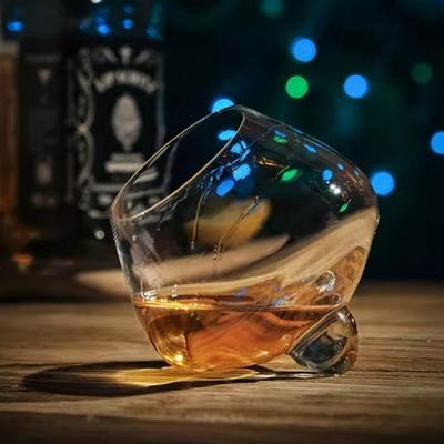 1 unregelmäßiges Whiskyglas, drehbares, hochtailliertes Trinkglas für Bier, Whisky, Brandy und Cocktails