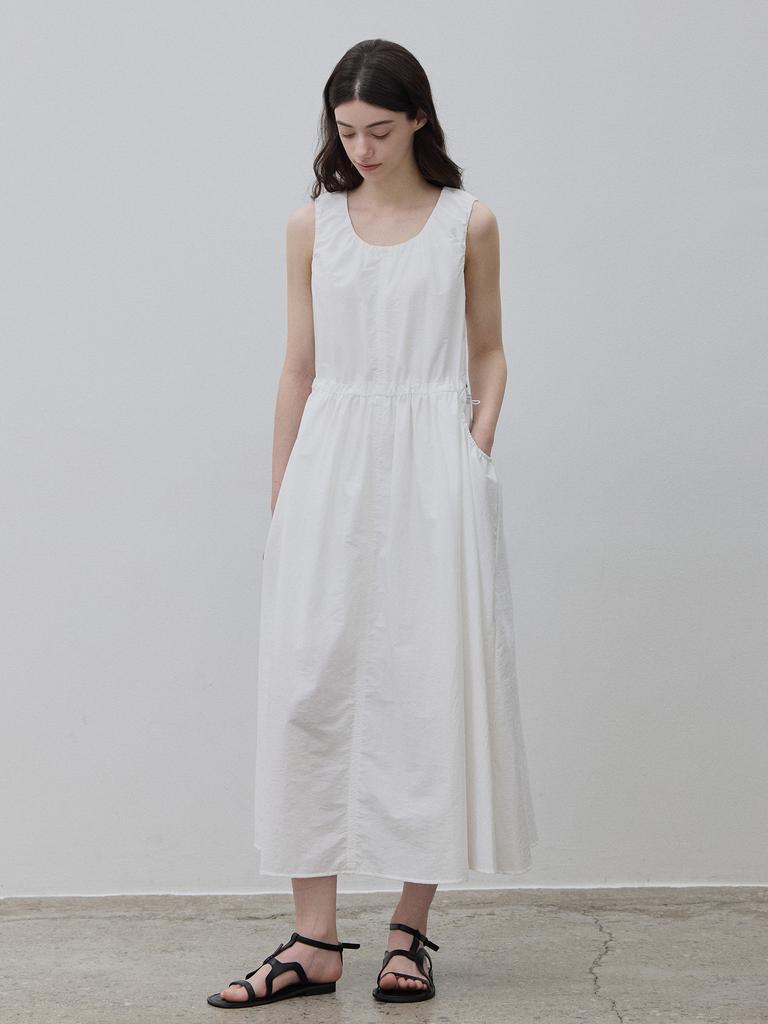 Le Studio [Shoulder Bag Set] Shirred Sleeveless Dress White